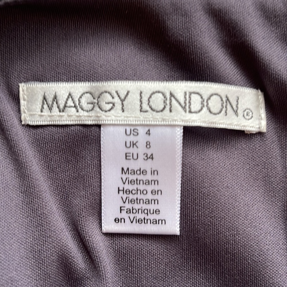 Maggie London - Size 4 - Mid Knee Dress - Picture 2 of 2
